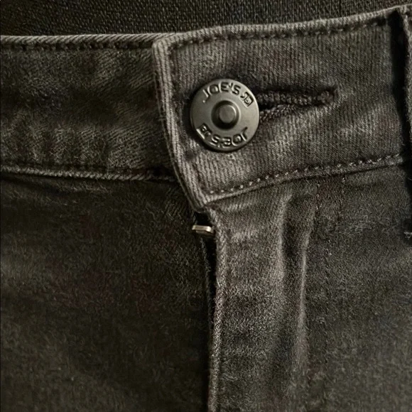 Joe’s Jeans - Black Skinny Jeans - Picture 2 of 8